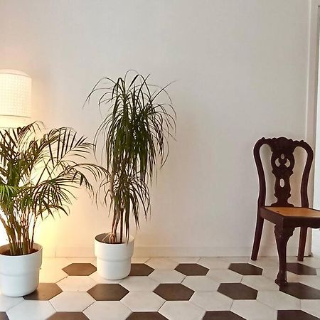 Stylish City Flat Near Promenade Tesalonika Bagian luar foto