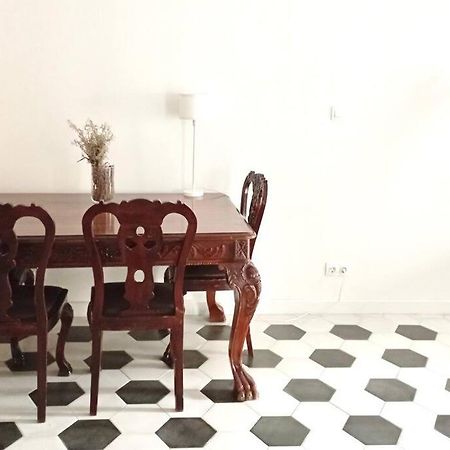 Stylish City Flat Near Promenade Tesalonika Bagian luar foto