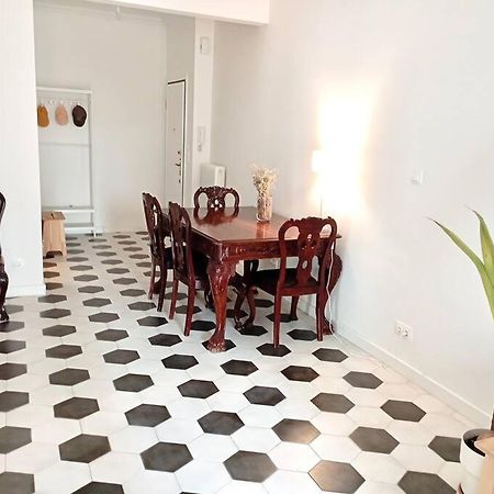 Stylish City Flat Near Promenade Tesalonika Bagian luar foto